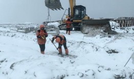 国产白浆喷水,引领绿色环保新潮流