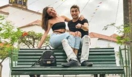 在线播放国产小情侣,国产小情侣在线播放甜蜜互动，网友直呼“太甜了！”